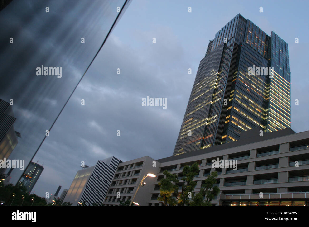 Tokyo Midtown, darauf aufbauend, Roppongi, Tokyo, Japan, Mittwoch, 2. Mai 2007. Stockfoto