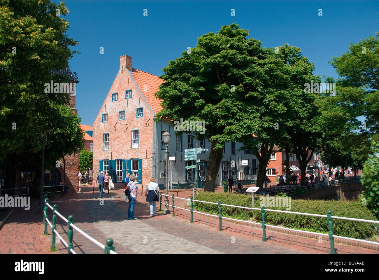 mit Stadtblick Stockfoto