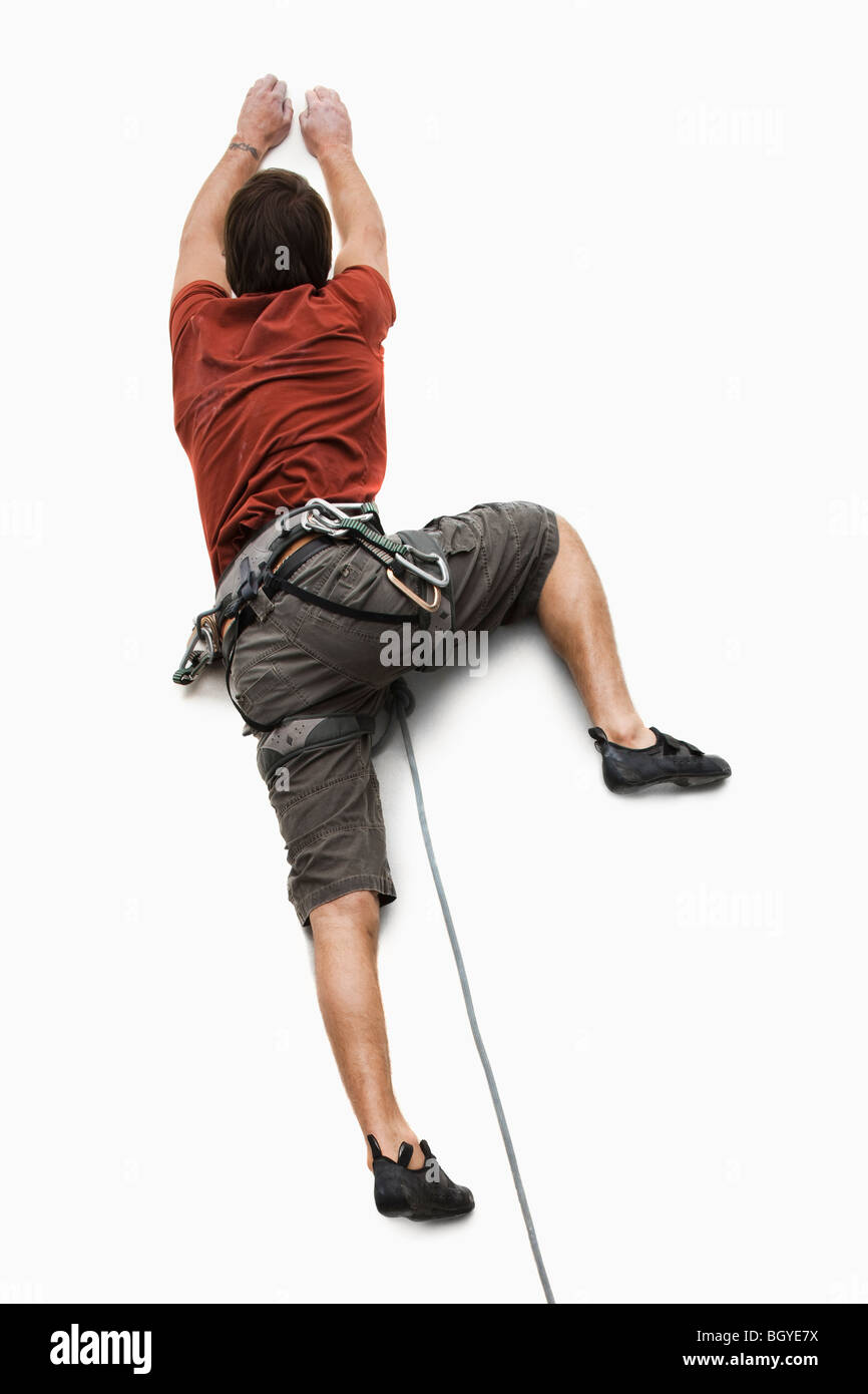 Studioaufnahme von einem männlichen Bergsteiger Stockfoto