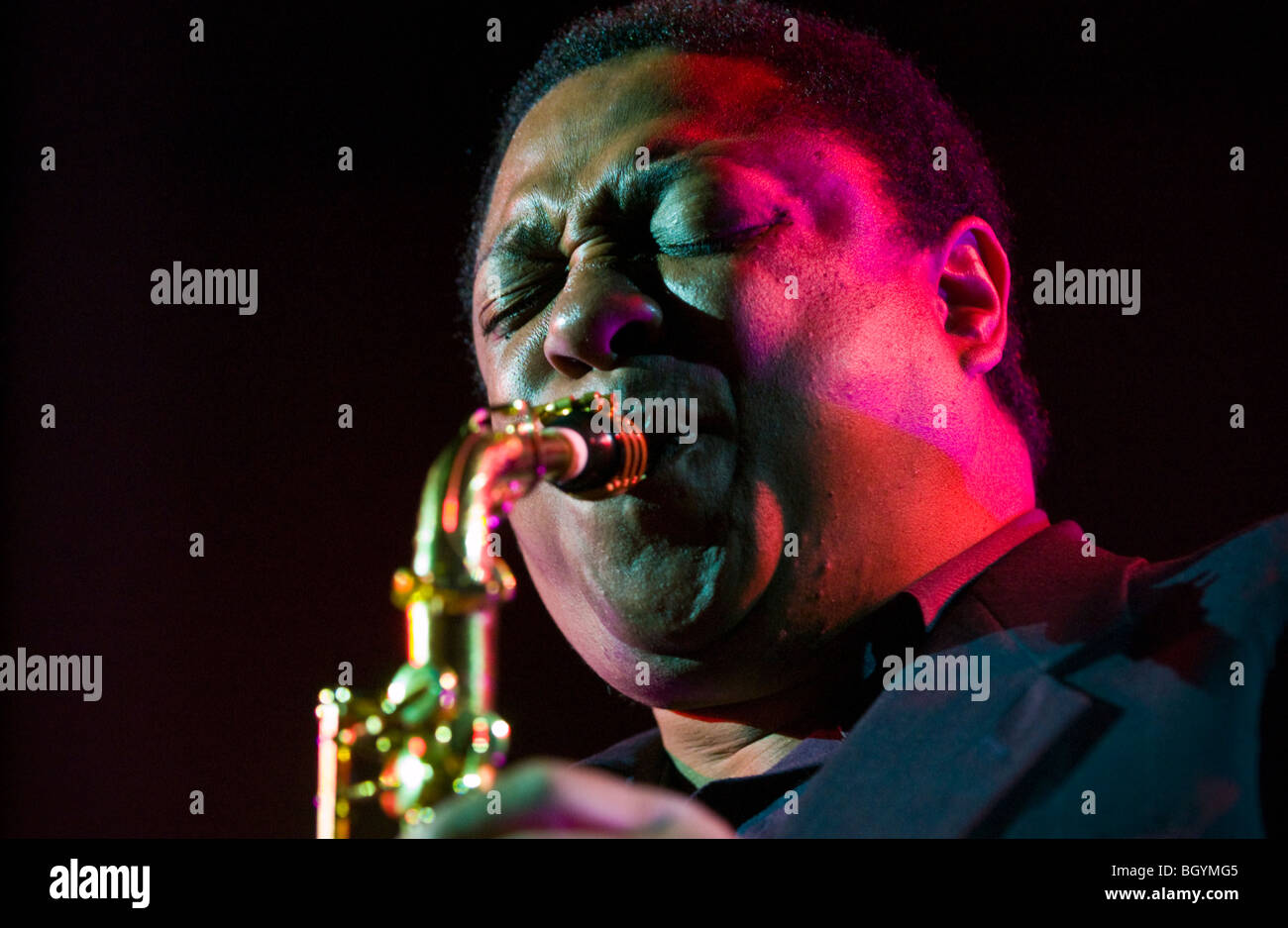 Jazz-Saxophon-Spieler Vincent Herring Hay Festival 2009 "KIND OF BLUE" mit der So was Band spielen. Stockfoto