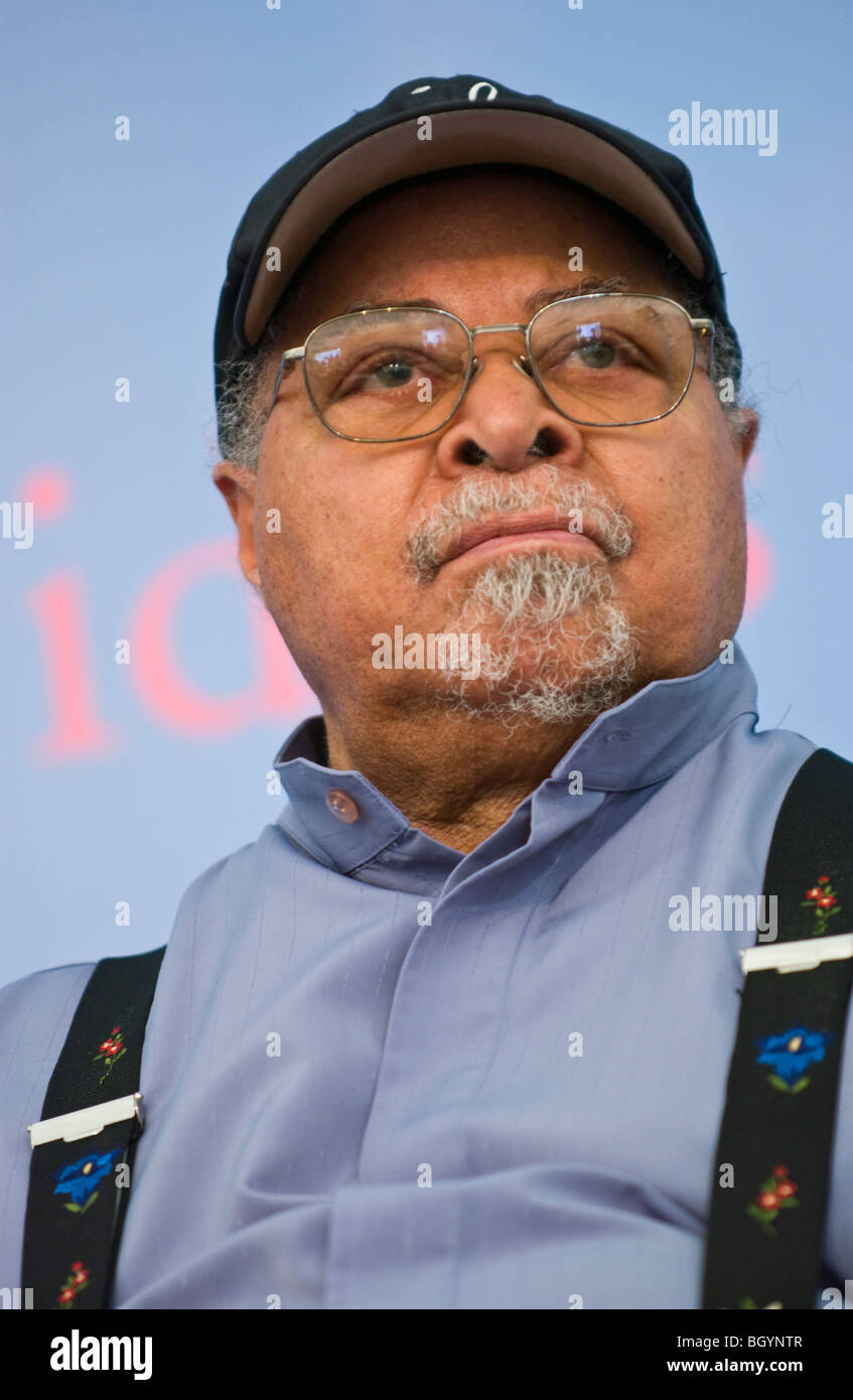 Legendären jazz-Schlagzeuger Jimmy Cobb sprechen über sein Leben und seine Musik Hay Festival 2009. Stockfoto