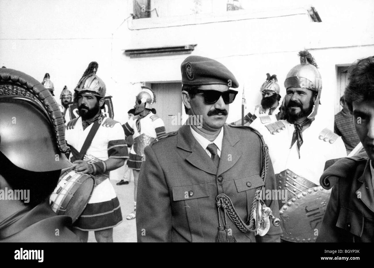 Spanien. Polizei und römische Soldaten, Karfreitag, ARCOS (The Rainbow verboten Foto-Buch, veröffentlicht von Serpent es Tail, London, 1992) Stockfoto