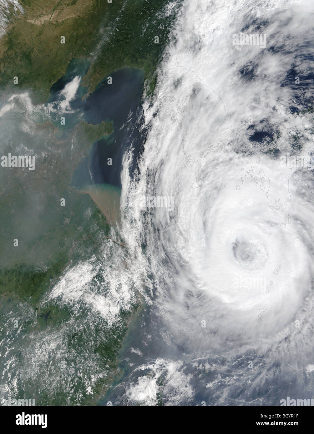 Taifun Rusa nähert sich Korea und Japan. Kredit NASA Stockfoto