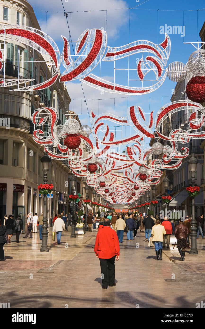 Calle Marques de Larios mit Weihnachten Dekorationen, Malaga, Costa Del Sol, Spanien. Stockfoto