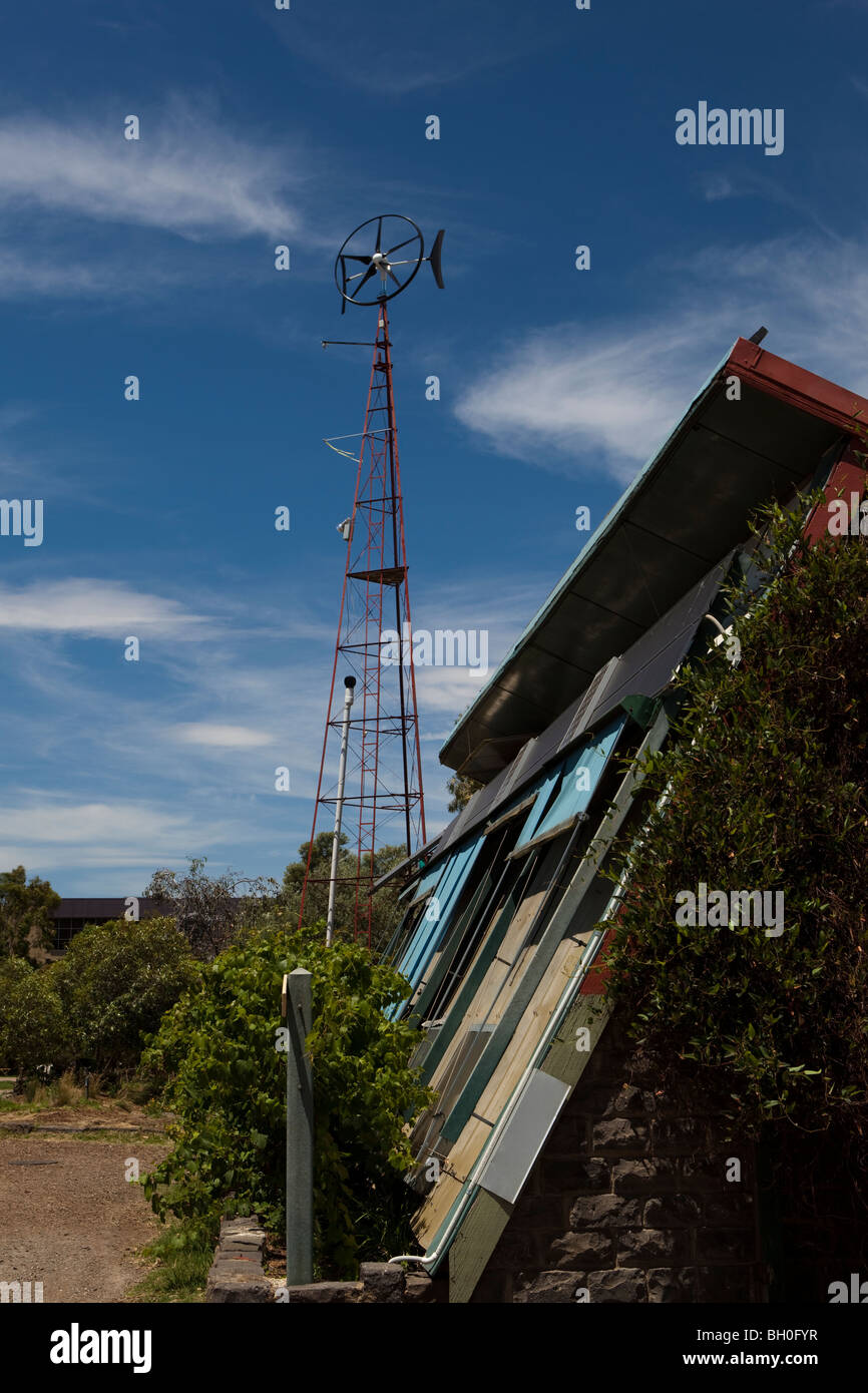 Windmühle am CERES, dem Zentrum für Bildung und Forschung in Umweltstrategien, Melbourne Stockfoto
