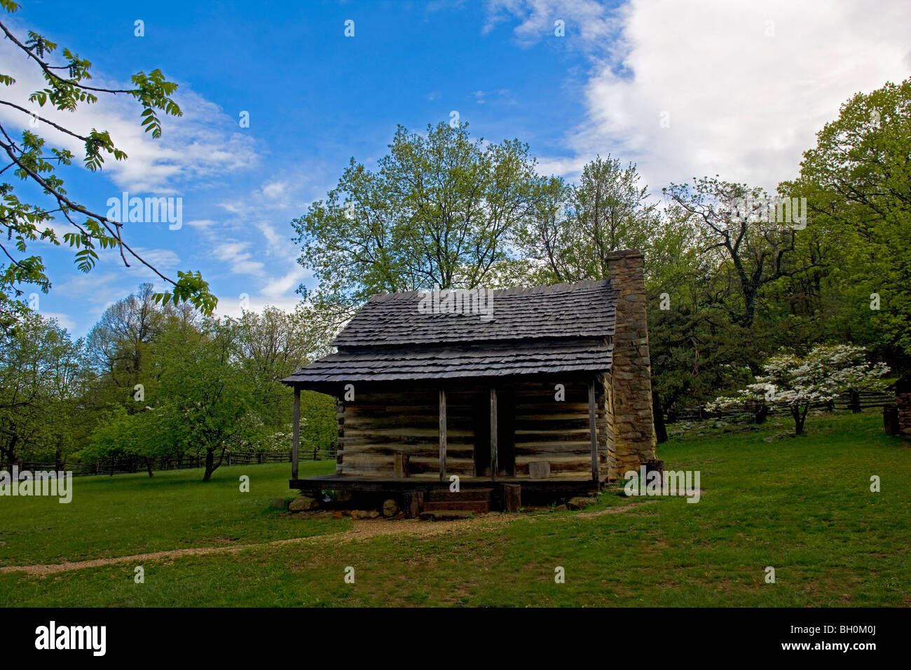 "Pionier Kabine befindet sich im Nationalpark Blue Ridge Parkway. Stockfoto