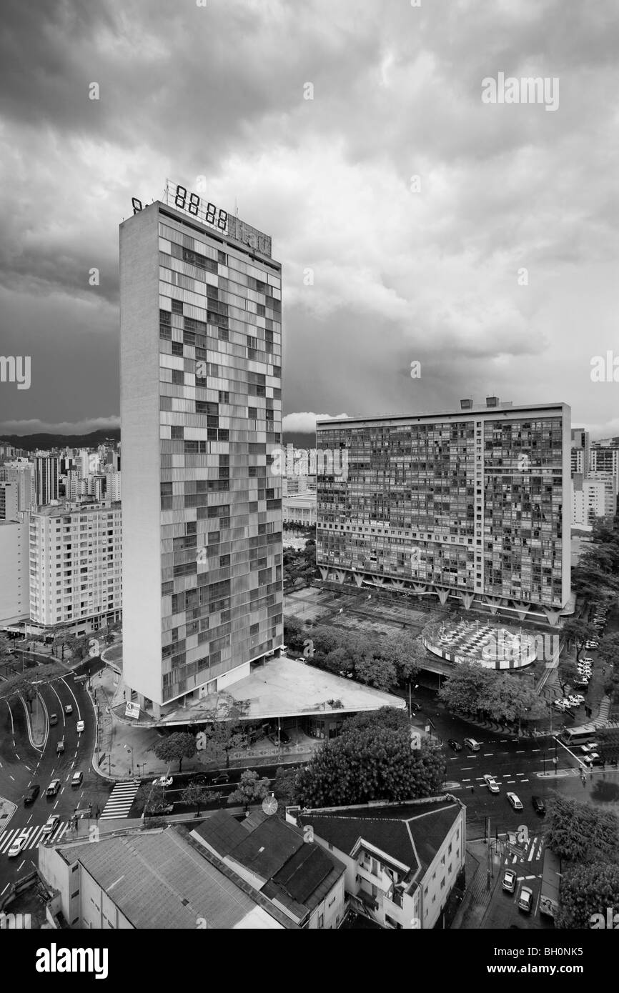 JK Bauplanung, modernes Gebäude von Oscar Niemeyer, moderne Architektur, befindet sich in Belo Horizonte, MG, Brasilien Stockfoto