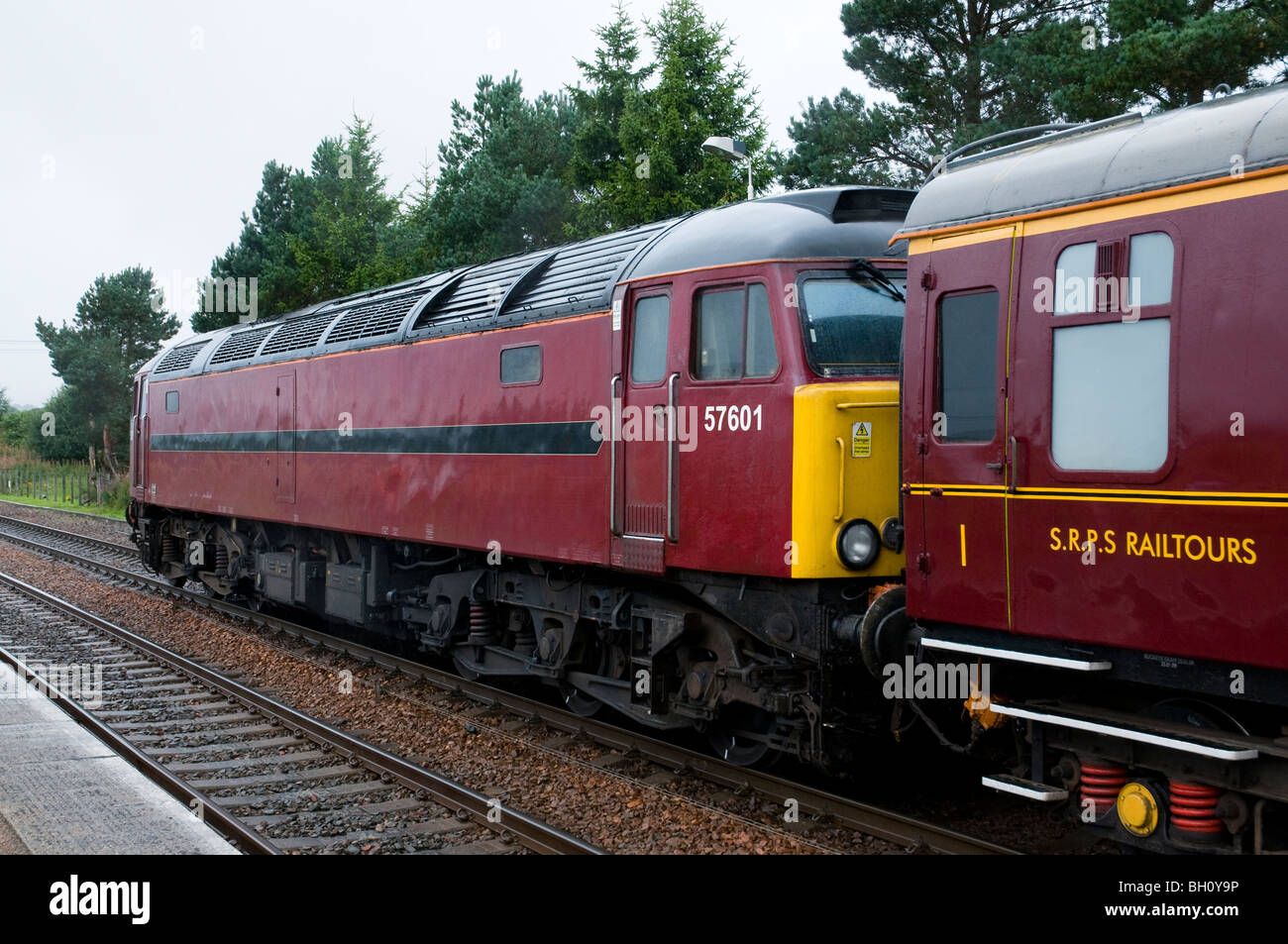 Pinsel 5 Diesel Lokomotive, Klasse 57 Typennummer 57601, Kingussie, Highlands, Schottland, Vereinigtes Königreich Stockfoto