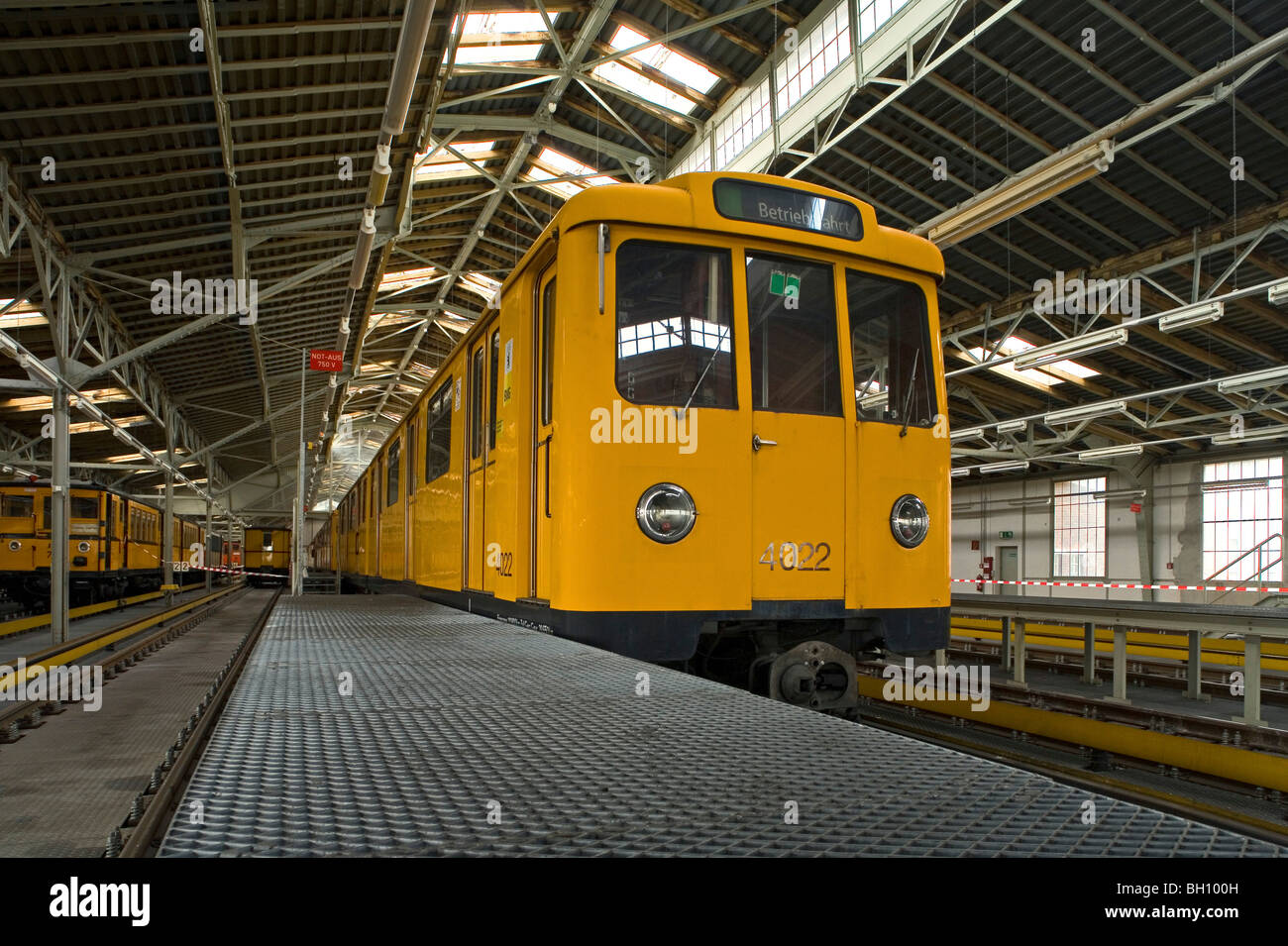 Bahnhof bahnhof depot Fotos und Bildmaterial in hoher Auflösung Alamy