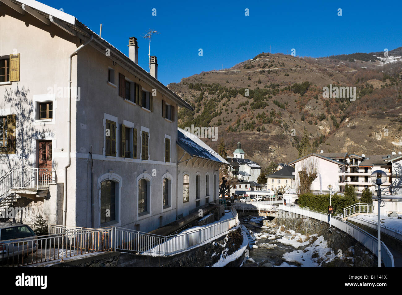 Das Stadtzentrum, Brides-Les-Bains, Tarentaise-Tal, Savoie, Frankreich Stockfoto