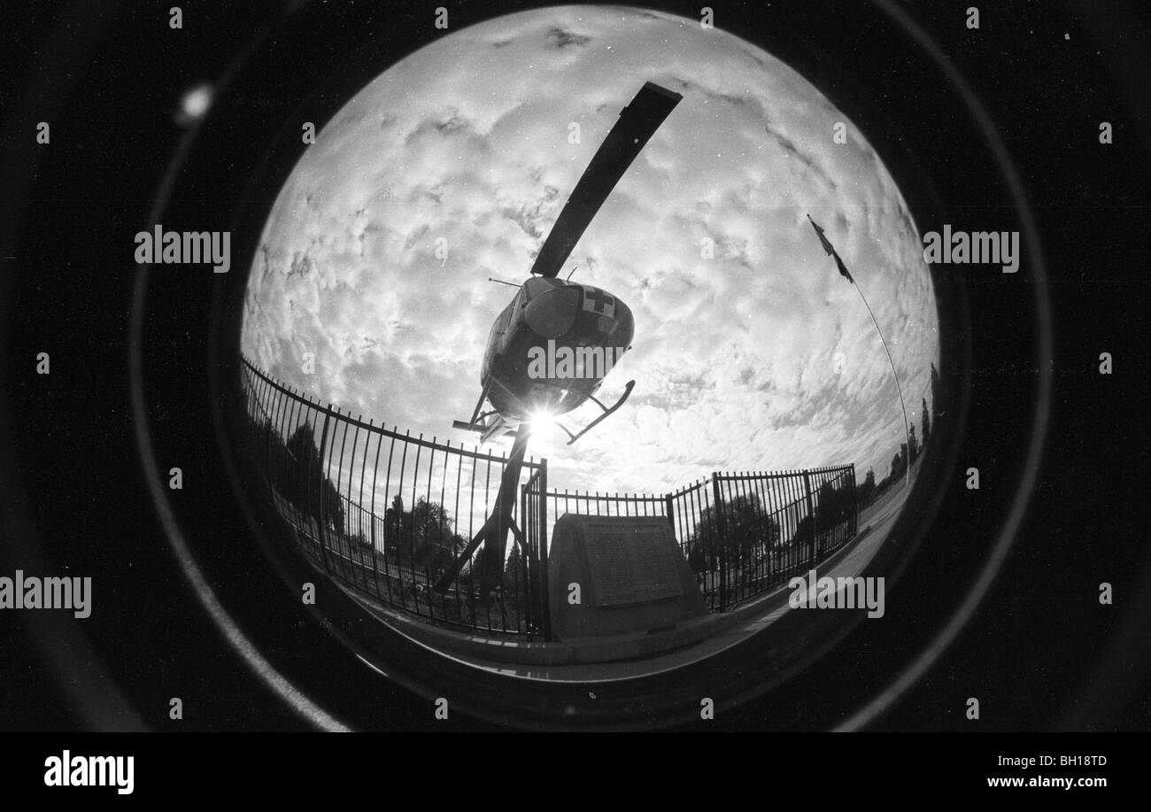 Der Vietnam-Krieg Hubschrauber Denkmal ist in einem fisheye-Objektiv Foto Silhouette, kurz nachdem es 1989 gebaut wurde. Stockfoto