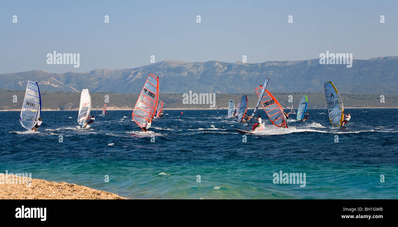 Windsurfer am Goldenen Horn, Bol, Insel Brac, Dalmatien, Kroatien, Europa Stockfoto