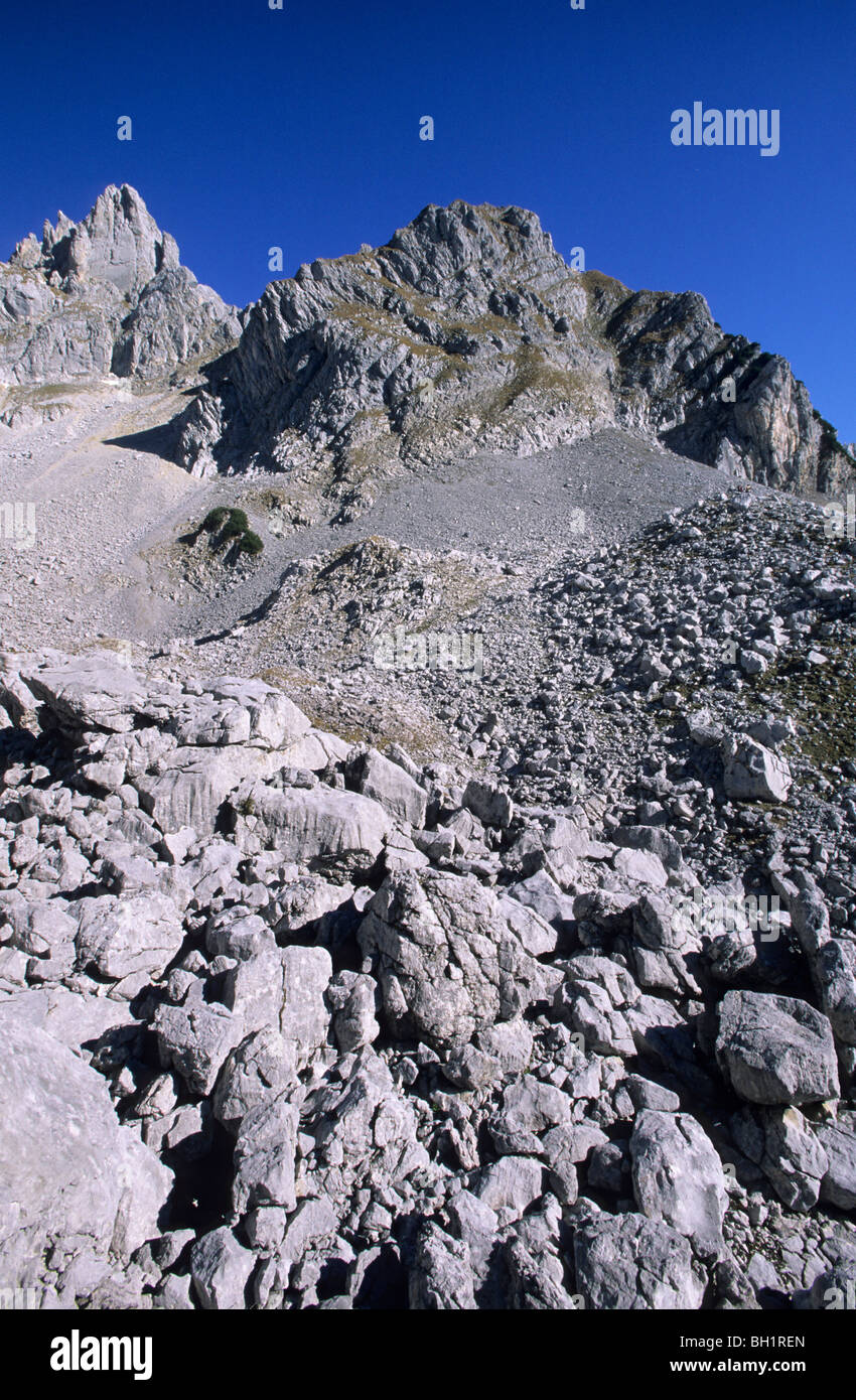 Felsen im Cirque unter Friedrichsturm und Koepfeln, Wilder Kaiser ...