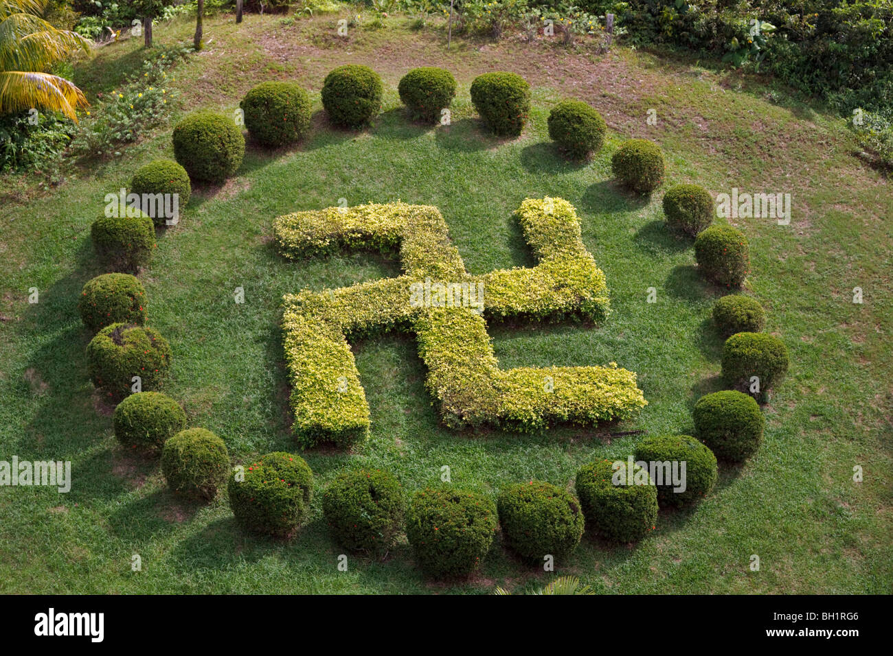 Sauwastika auf dem Gelände am Puu Gih Jih chinesischen Tempel, Sandakan, Malaysia Borneo Stockfoto