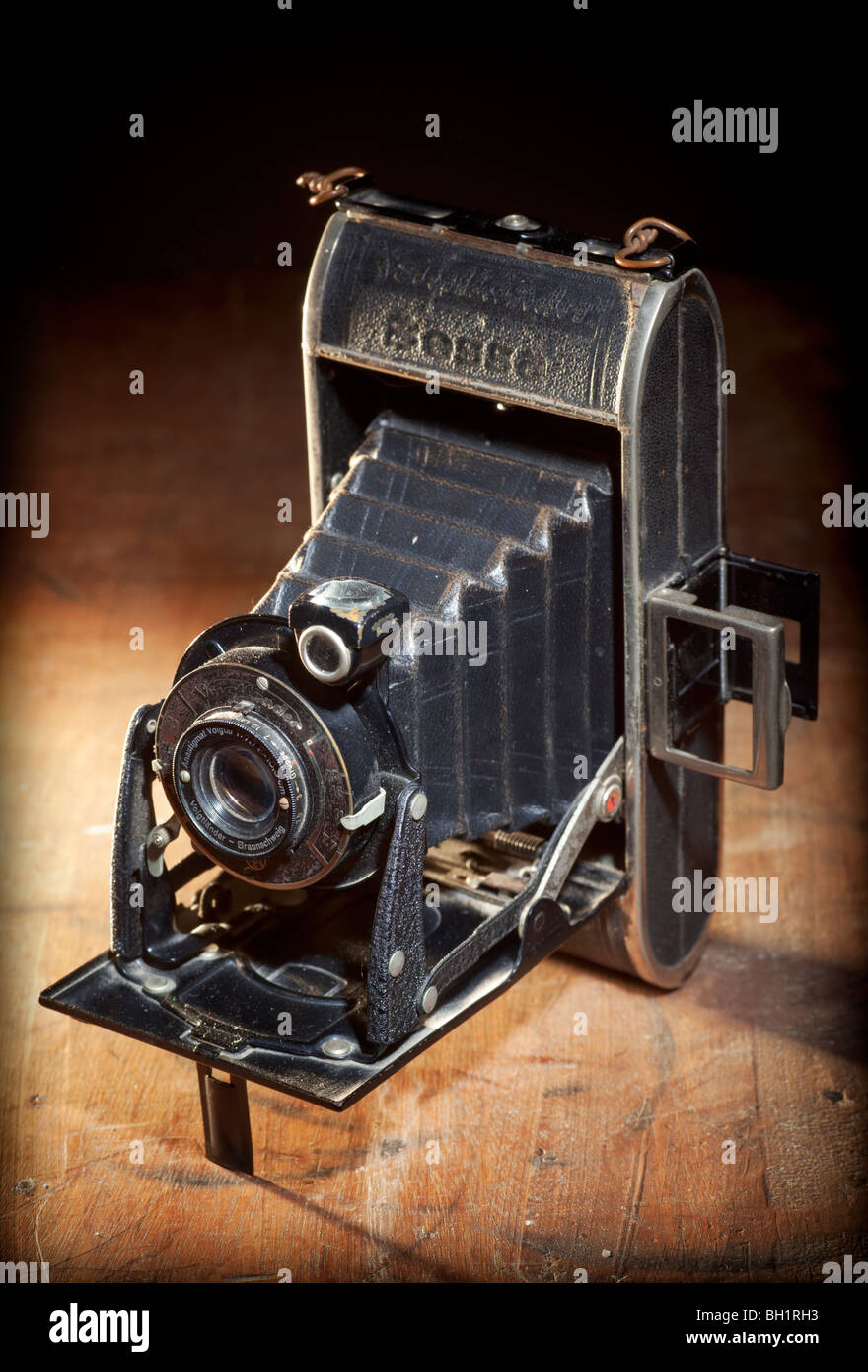 Voigtlander bessa camera -Fotos und -Bildmaterial in hoher Auflösung – Alamy