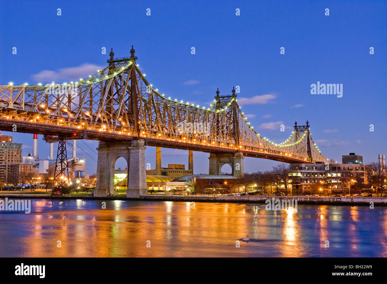 Die 59th Street, Queensboro Bridge und dem East River, New York City. Stockfoto