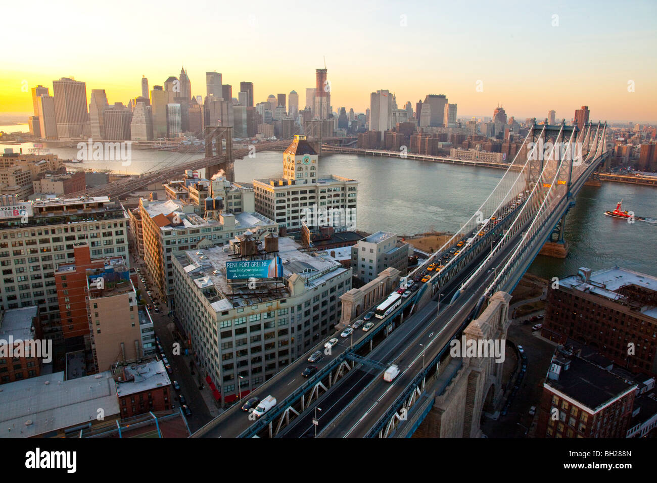 Skyline von Manhattan, Manhattan und die Brooklyn Bridge in New York City Stockfoto