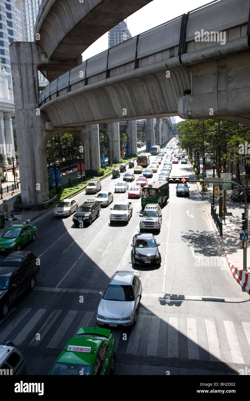 Thanon Rama, die ich Verkehr Stockfoto