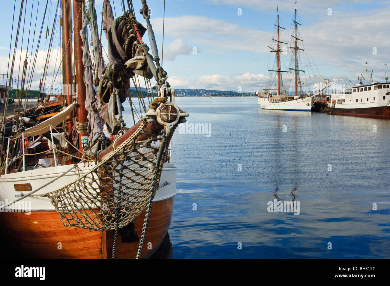 Hölzernen Segelschiffe vor Anker in den Haupthafen, Oslo, Norwegen Stockfoto