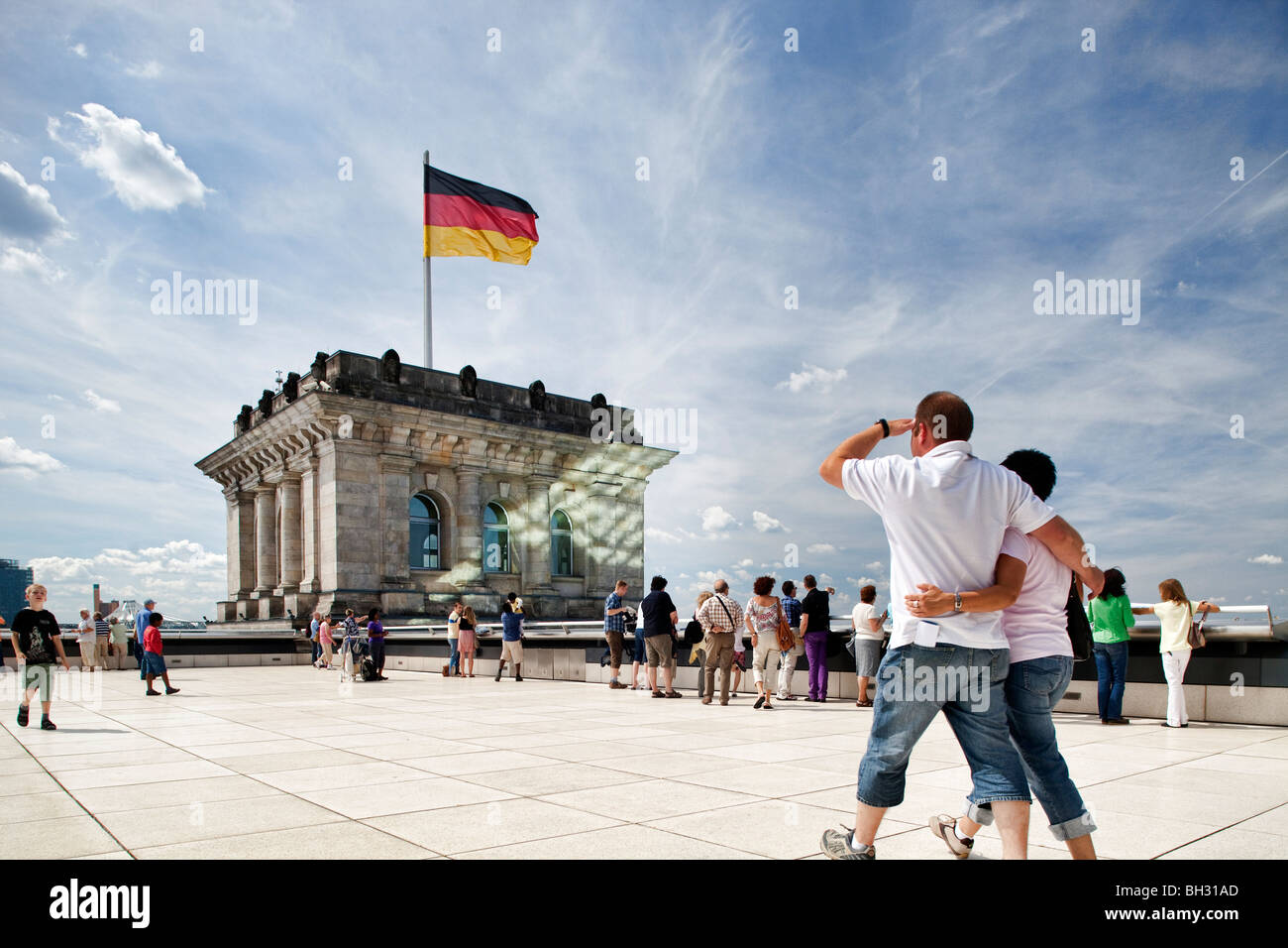 Besucher auf der Dachterrasse des Reichstags, Berlin, Deutschland Stockfoto