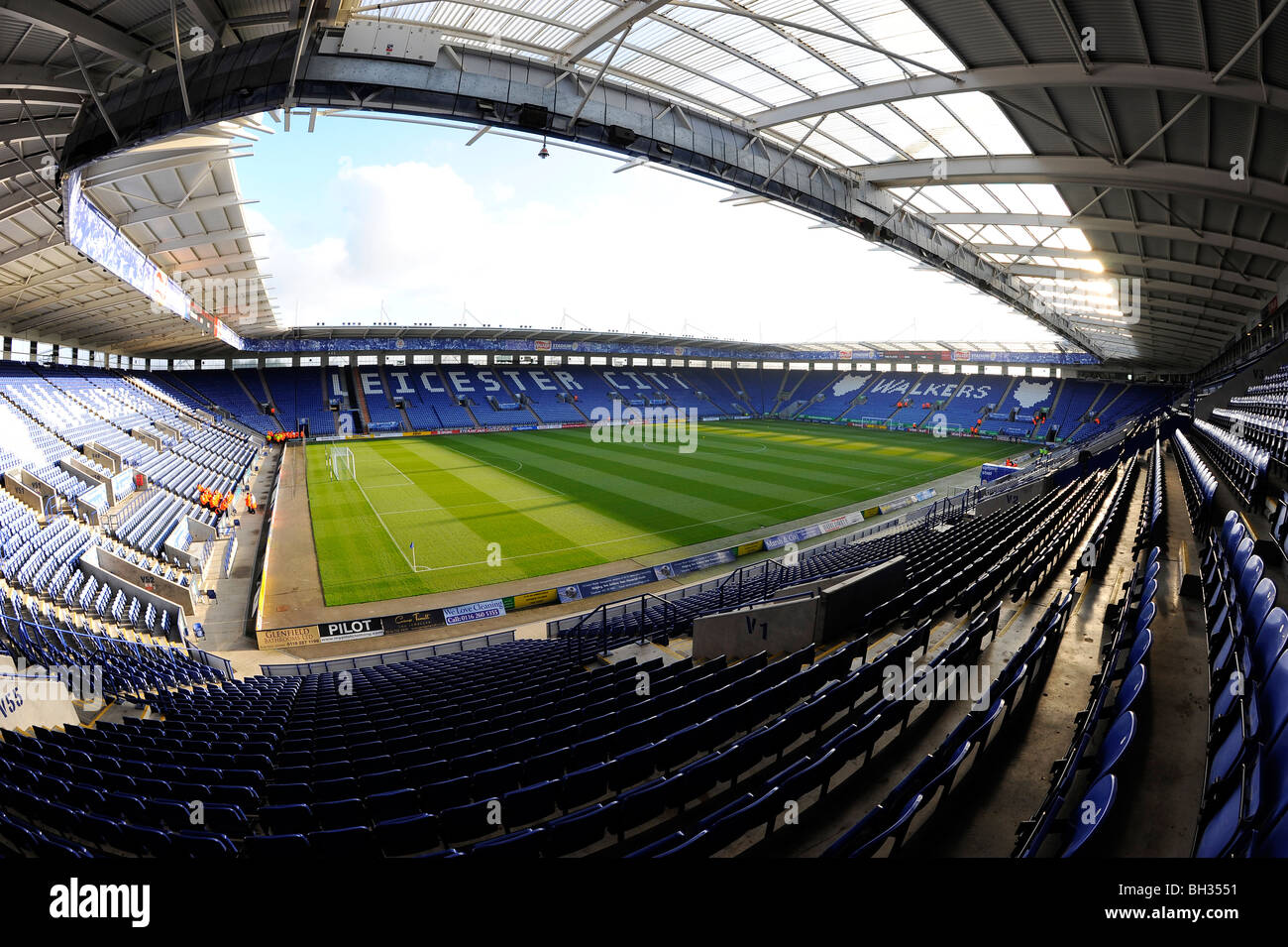 Innenansicht der King Power Stadium (formal bekannt als Walkers Stadium) Leicester. Haus von Leicester City Football Club Stockfoto