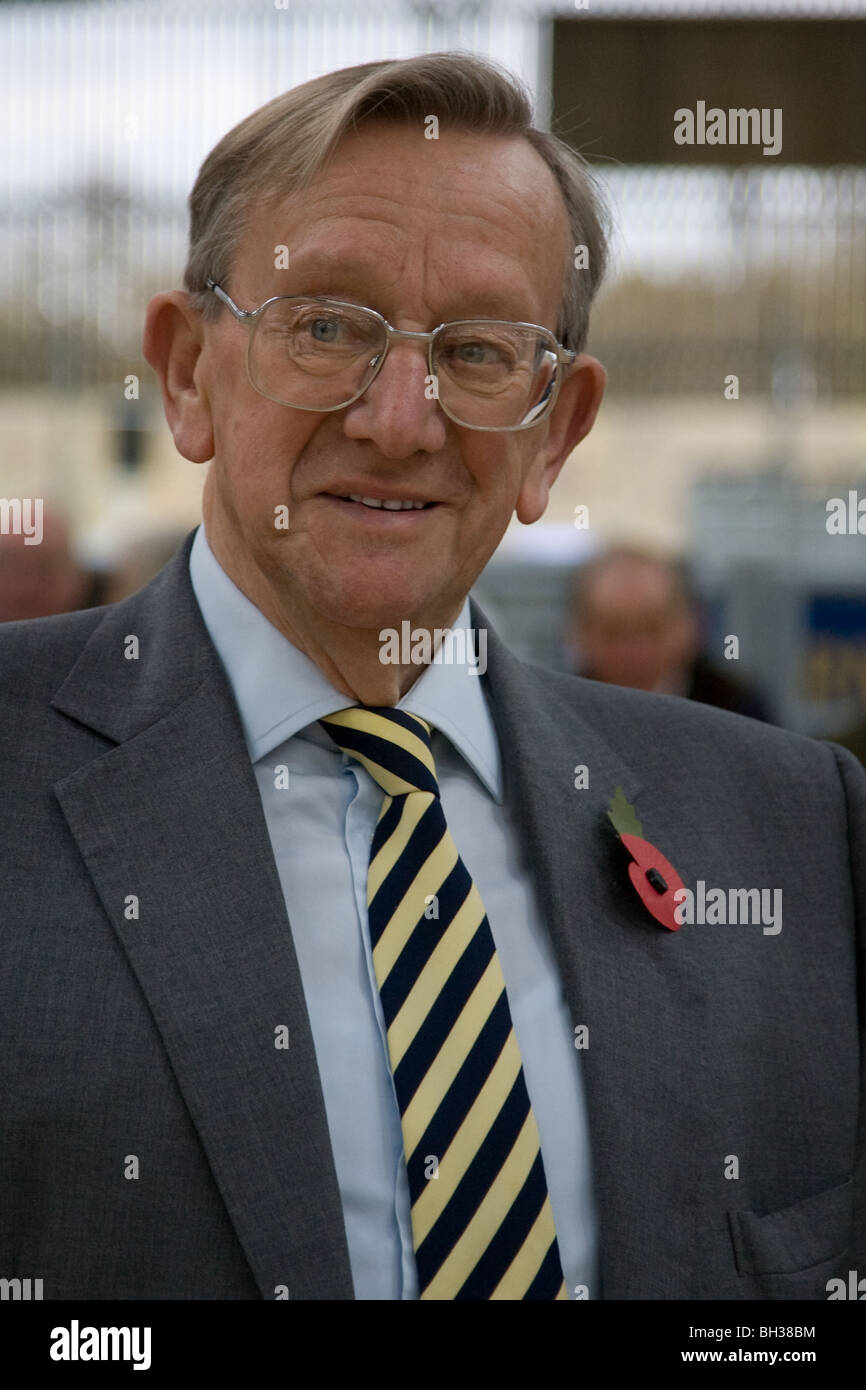 Sir Ken Morrison CBE Leben Präsident und ehemaliger Vorsitzender von Wm Morrison Supermärkte plc Stockfoto