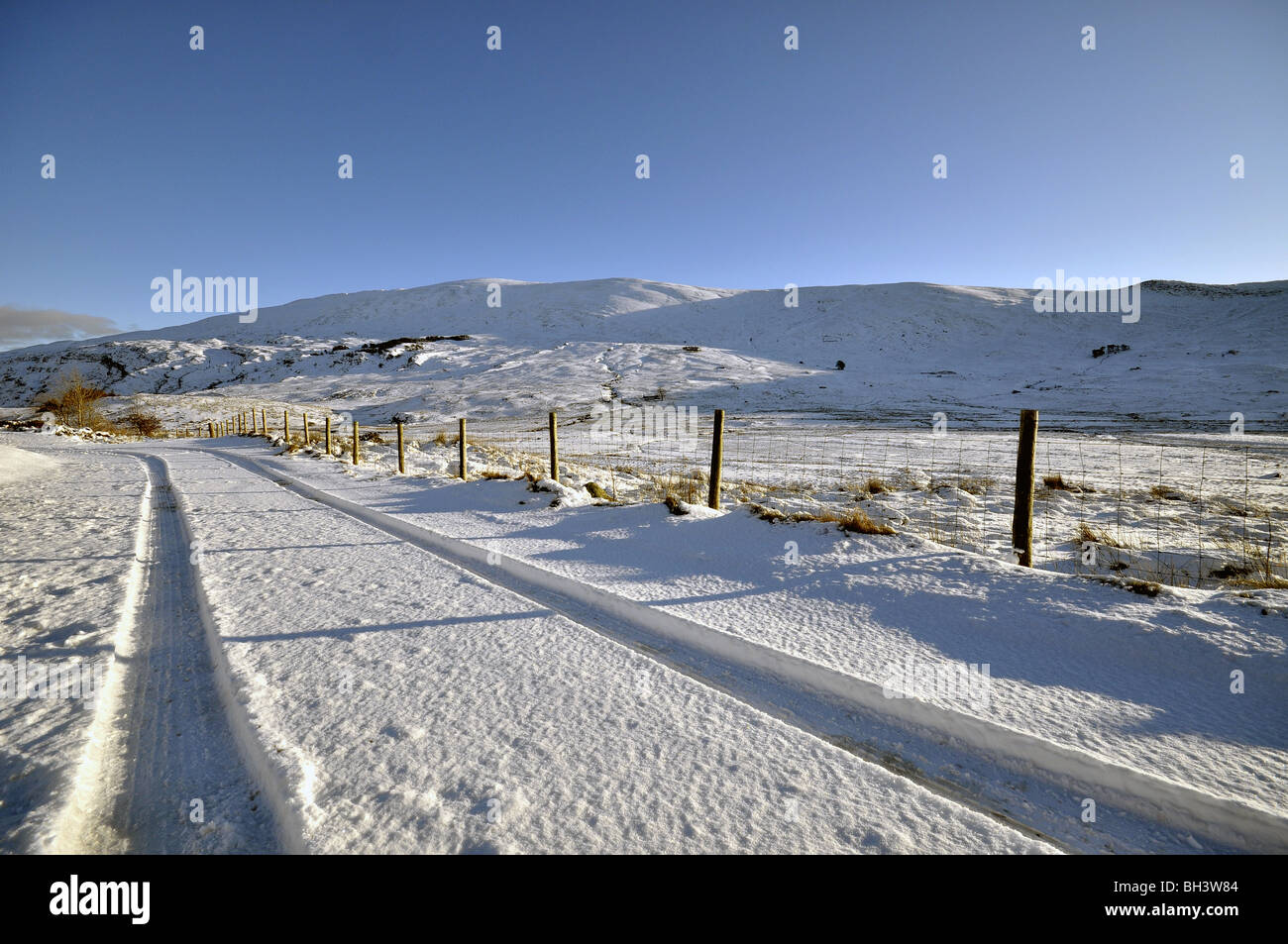 Pen-y-Gwryd Gwynedd Snowdonia Winterszene Januar 2010 Stockfoto