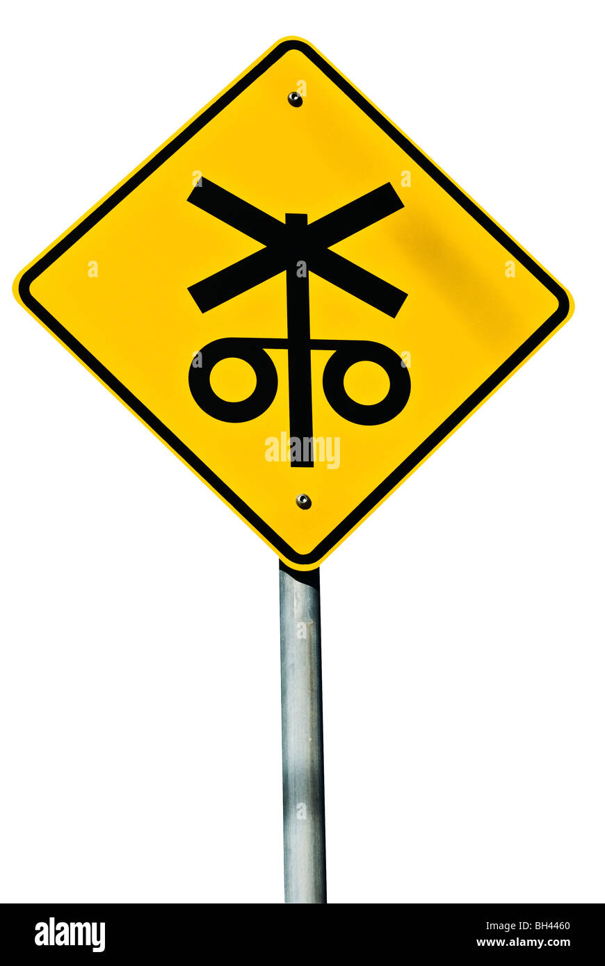 Eine Eisenbahn-Kreuzung Verkehrszeichen isoliert auf weiss. Stockfoto