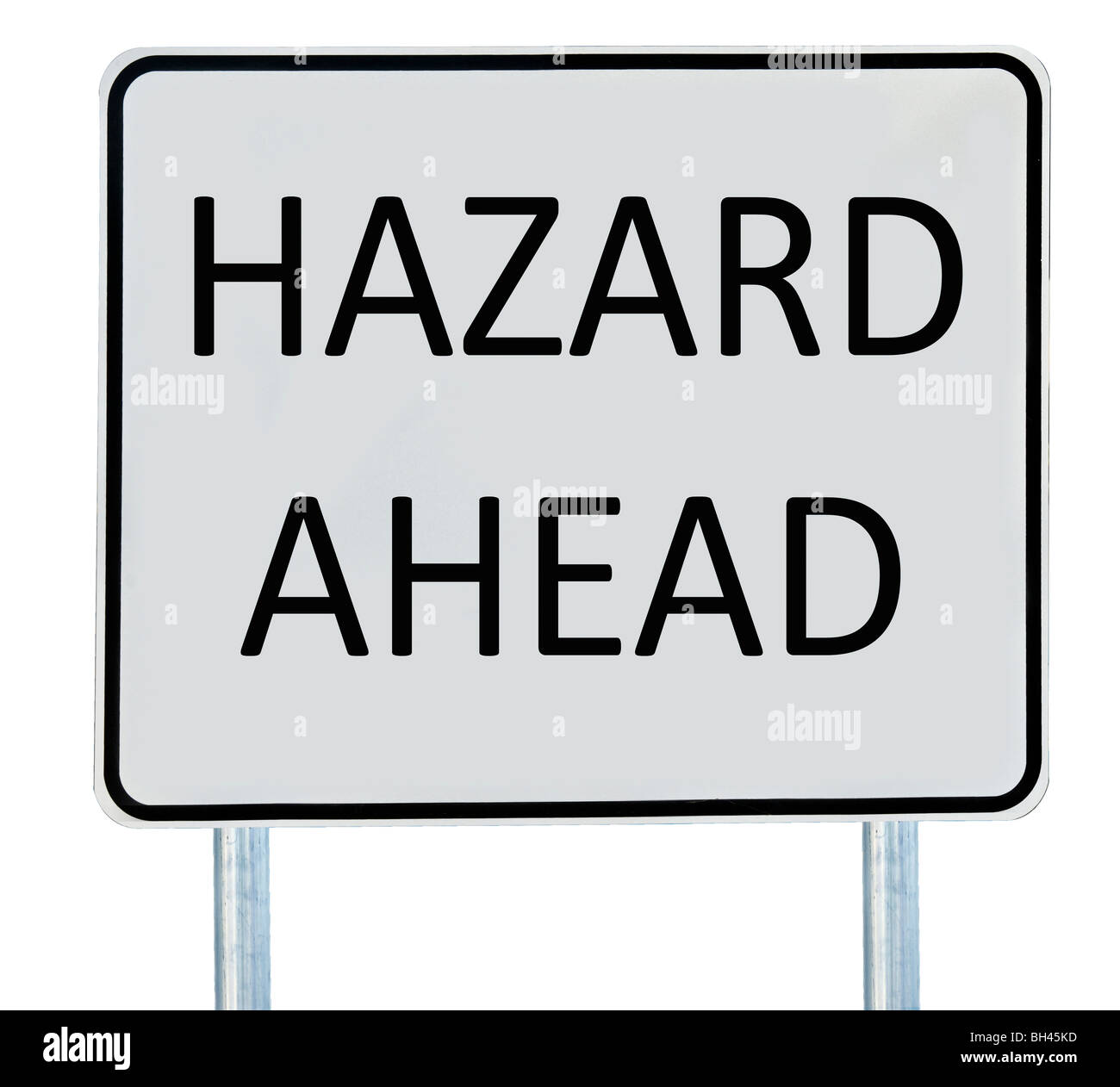 Eine "Gefahr voraus" Straßenschild isoliert auf weiss. Stockfoto