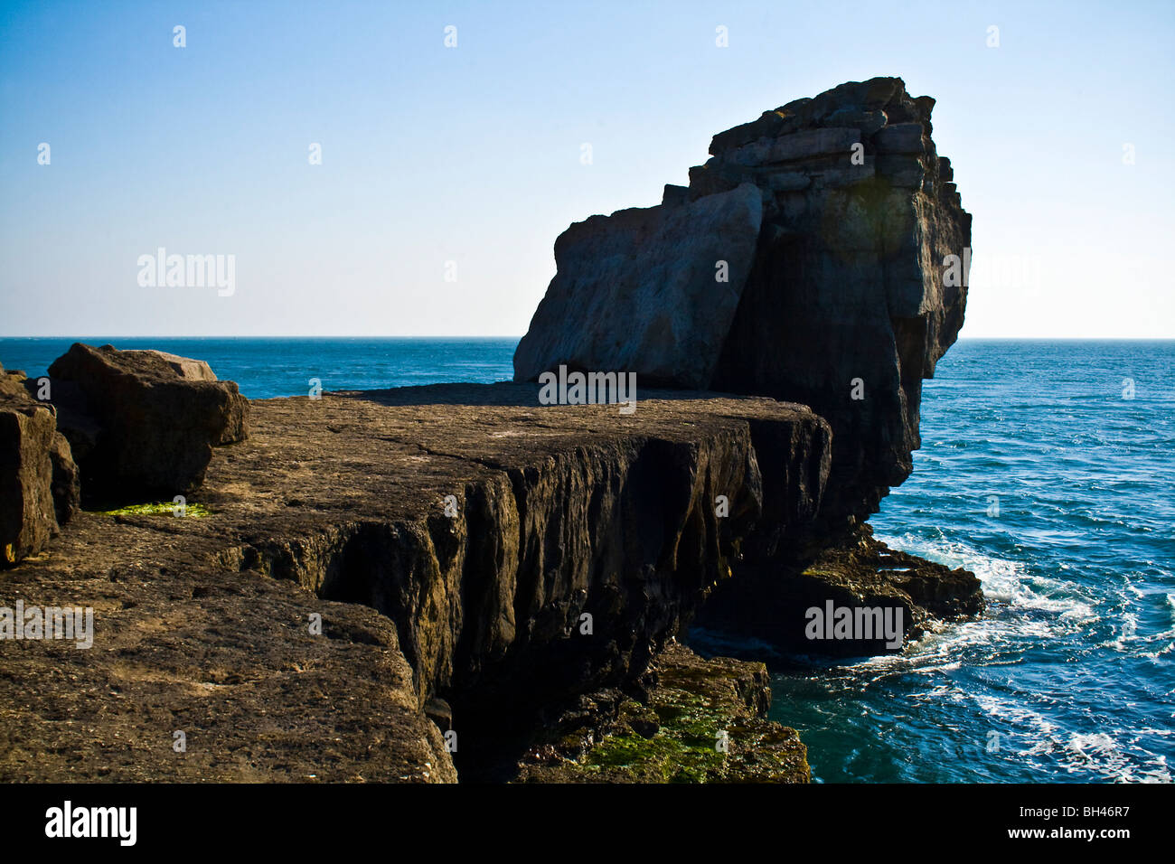 Felsvorsprung am Portland Bill, Dorset. Stockfoto