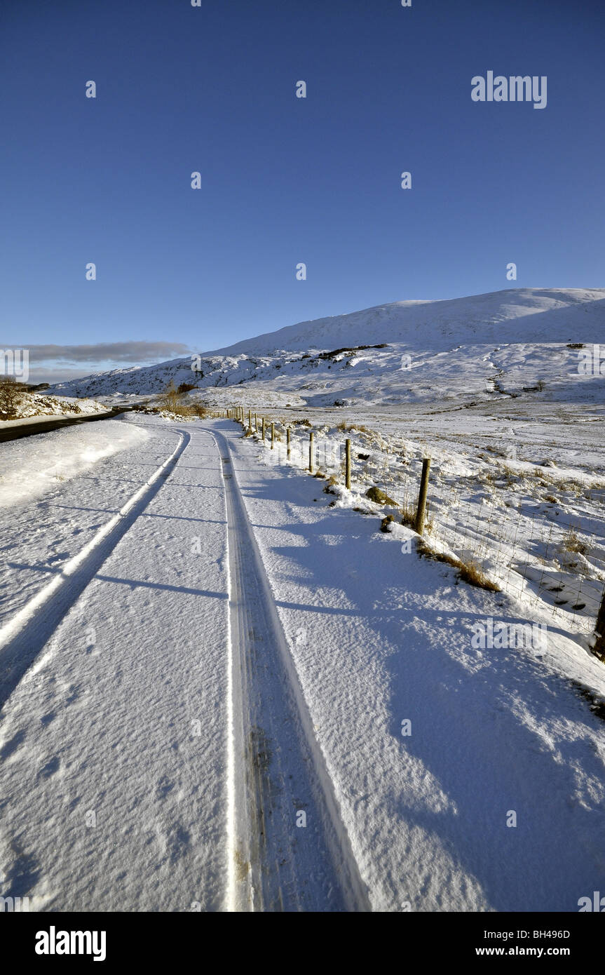 Pen-y-Gwryd Gwynedd Snowdonia Winterszene Januar 2010 Stockfoto