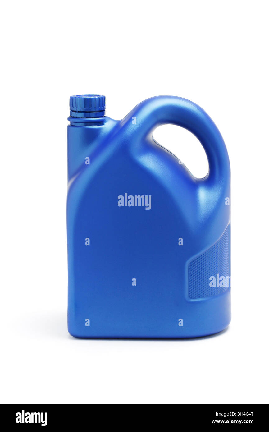 Kunststoff Behälter mit Schmieröl auf weißem Hintergrund Stockfoto