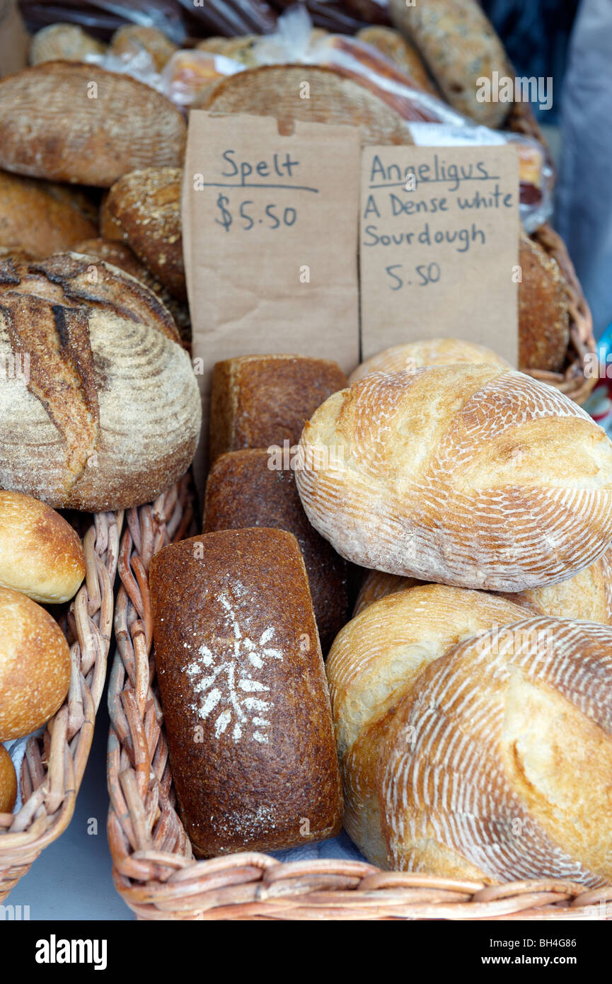 Frisches Brot, Riverdale Farmer Market, Toronto, Ontario Stockfoto