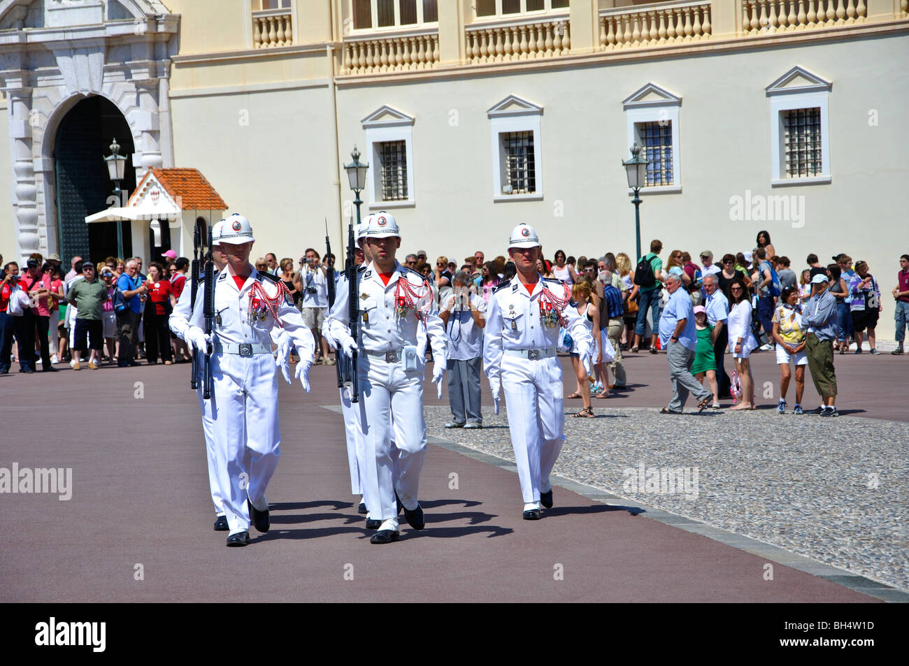 Änderung der Wachablösung vor dem königlichen Palast, Monaco Stockfoto