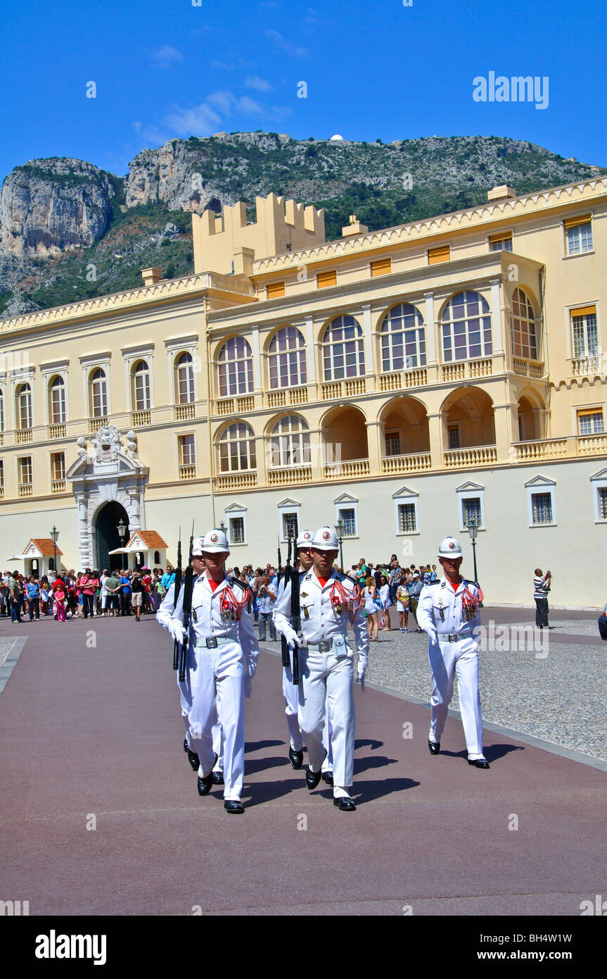 Änderung der Wachablösung vor dem königlichen Palast, Monaco Stockfoto