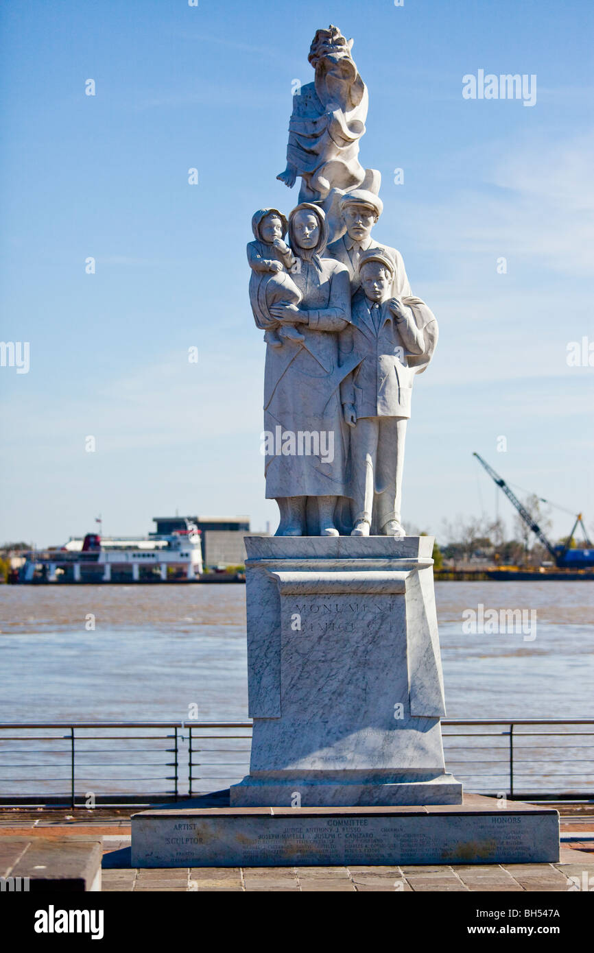 Denkmal für die Einwanderer auf dem Mississippi in New Orleans, LA Stockfoto