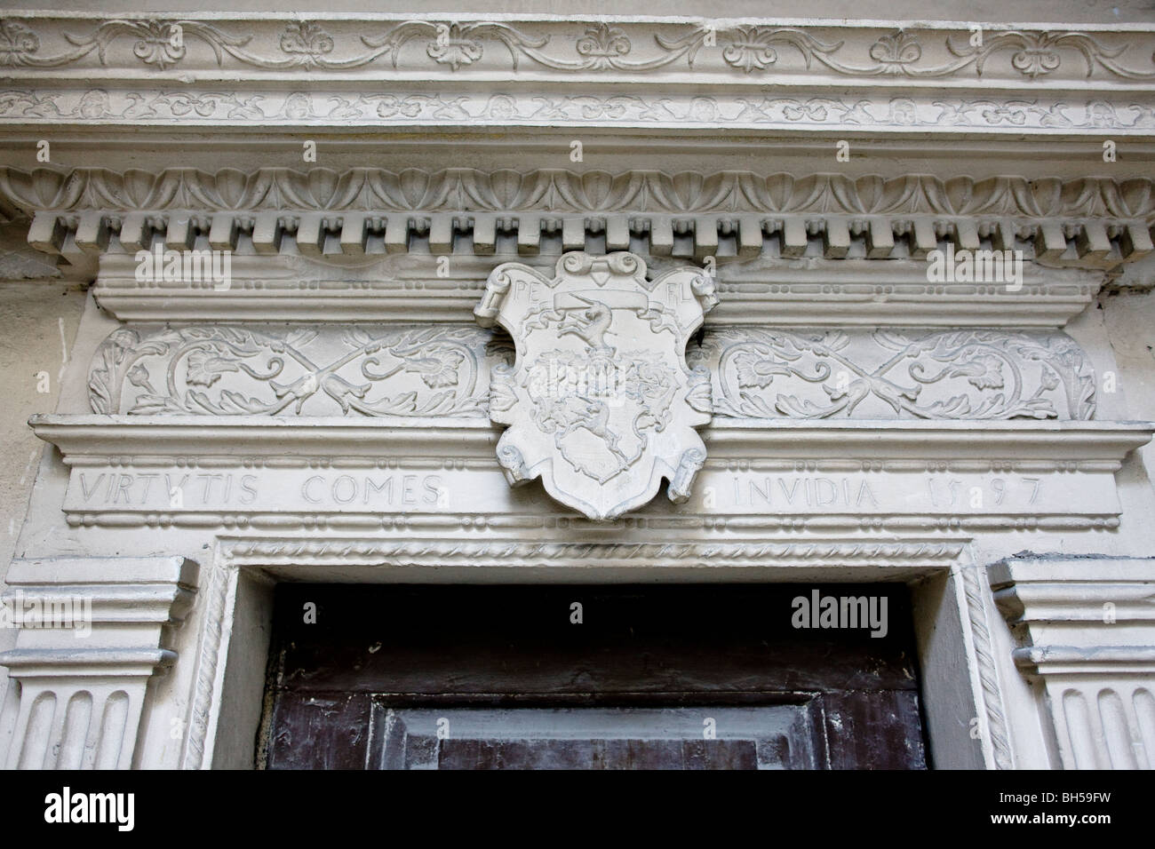 Renaissance Dor mit Wappen der Familie Wass und Vay in Cluj-Napoca Rumänien Stockfoto