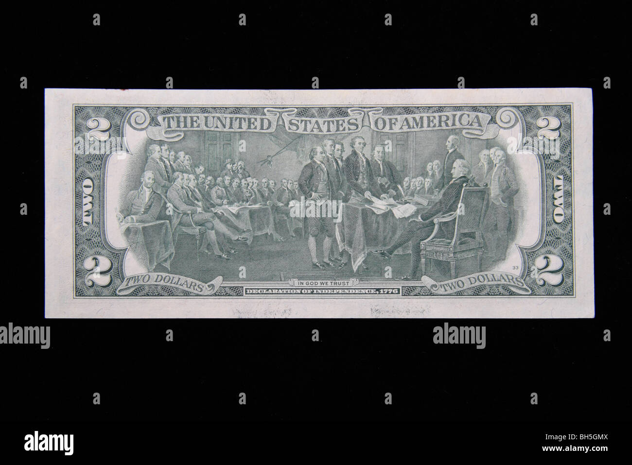 Der Rückseite einer seltenen zwei Dollar ($2) Vereinigte Staaten von Amerika Banknote (Bill) zeigt die Unabhängigkeitserklärung 1776. Stockfoto