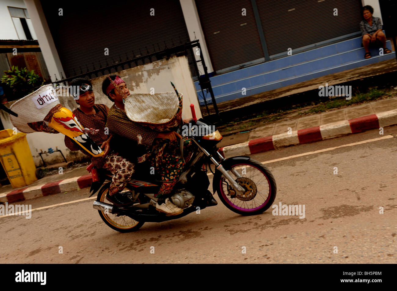 Phitakhon Geister, die Anreise zum Festival, Phitakon Festival, Dansai, Loei, Nord-Ost-thailand Stockfoto