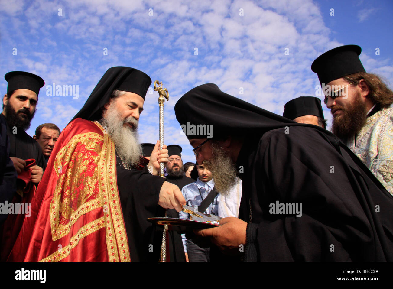 Jordan Valley, griechisch orthodoxe Patriarch Theophilus III. von Jerusalem auf Theophany am Qasr al Yahud Stockfoto