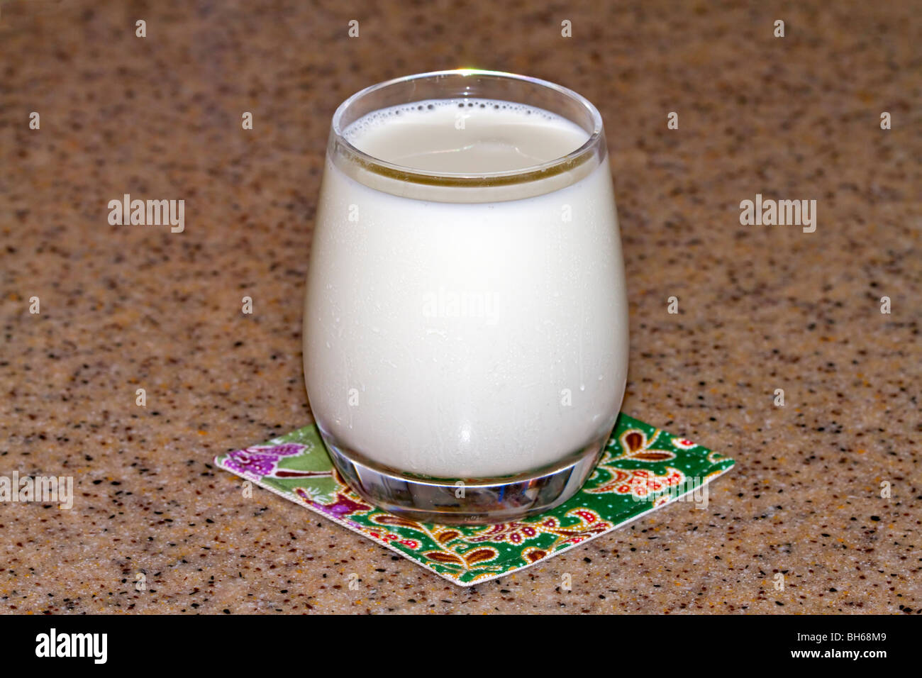 Glas Milch Stockfoto