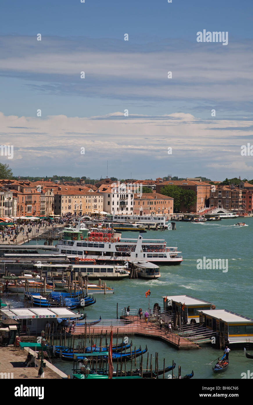 Der Riva Degli Schiavoni und den Canale di San Marco in Venedig Stockfoto