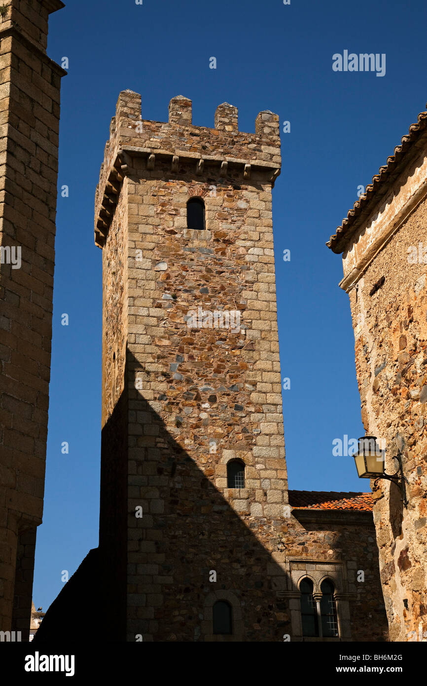 Torre De La Cigueñas Centro Histórico monumentale Cáceres Extremadura España Turm Stork historische Zentrum Caceres Spanien Stockfoto