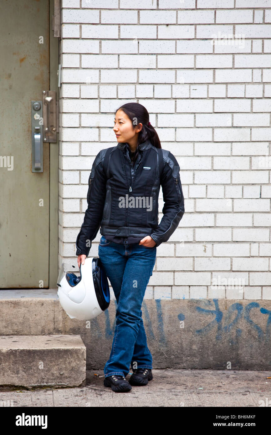 Chinesische Amerikanerin Motorradfahrer in New York City Stockfoto