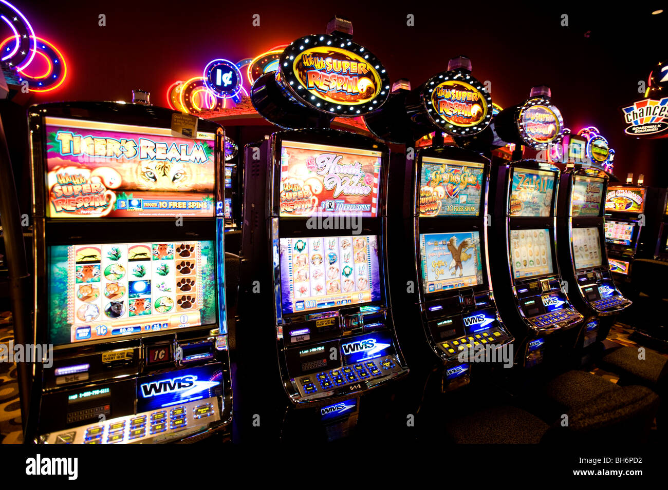 Spielautomaten im Casino Squamish Nation. Stockfoto