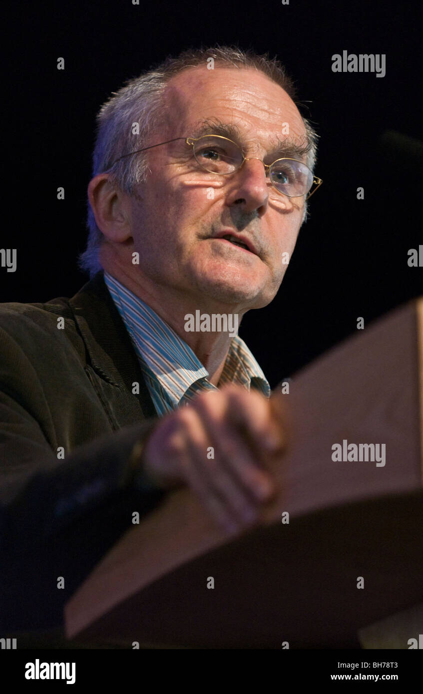 Welsh geboren Professor für Genetik Steve Jones reden über Darwin Hay Festival 2009. Stockfoto
