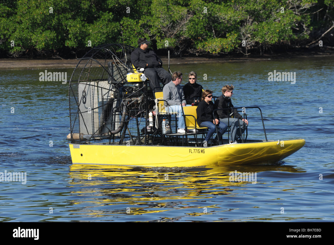 Touristen auf einem Luftboot in den USA Florida Everglades Stockfoto