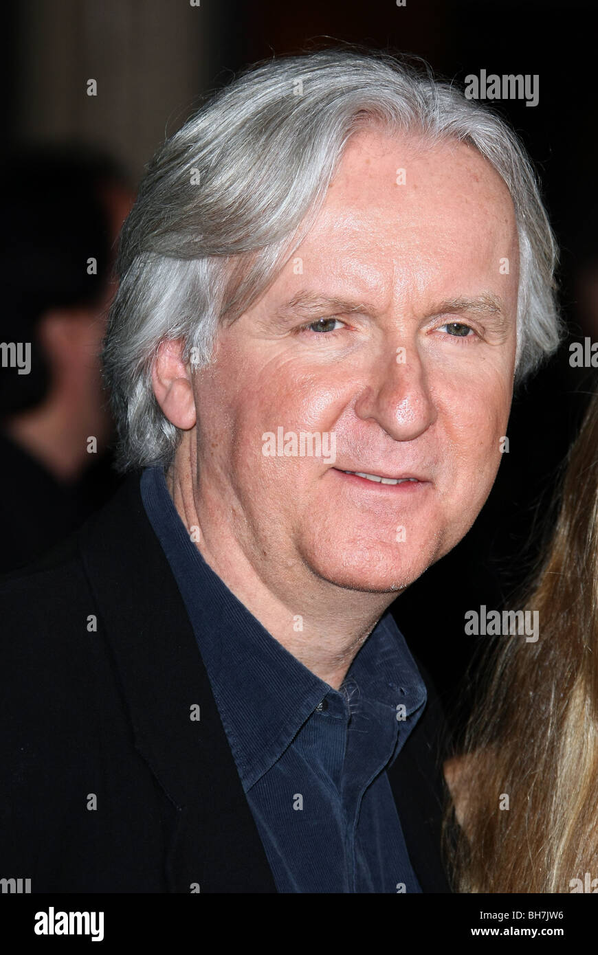 JAMES CAMERON AVATAR LOS ANGELES PREMIERE HOLLYWOOD LOS ANGELES CA USA 16. Dezember 2009 Stockfoto