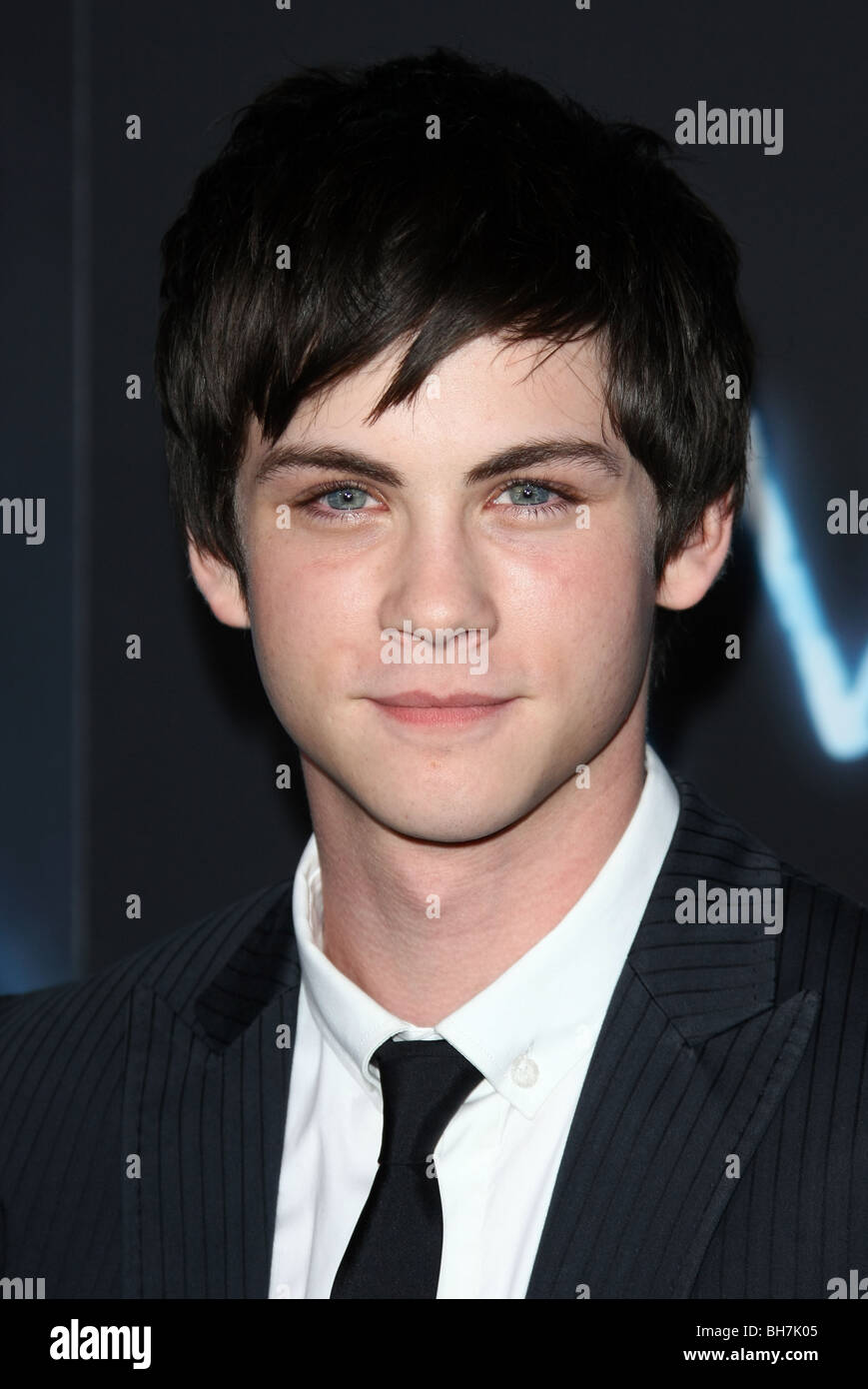 LOGAN LERMAN AVATAR LOS ANGELES PREMIERE HOLLYWOOD LOS ANGELES CA USA 16. Dezember 2009 Stockfoto