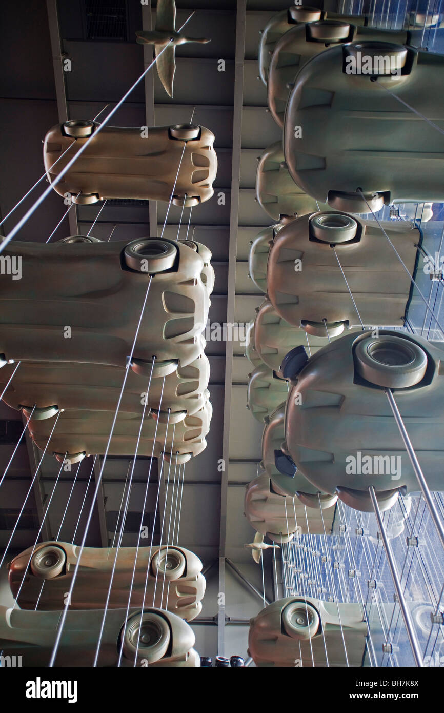 Eingang des Schlumpfs Motor Museum Mulhouse Frankreich vertikal aufgehängt Autos 099170 Schlumpf Museum Stockfoto